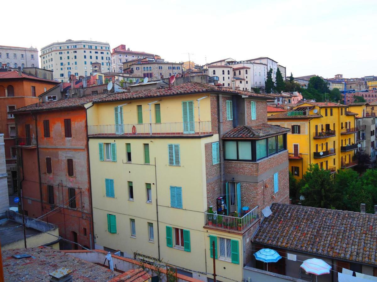 trompe l'oeil Apartment Perugia Exterior foto